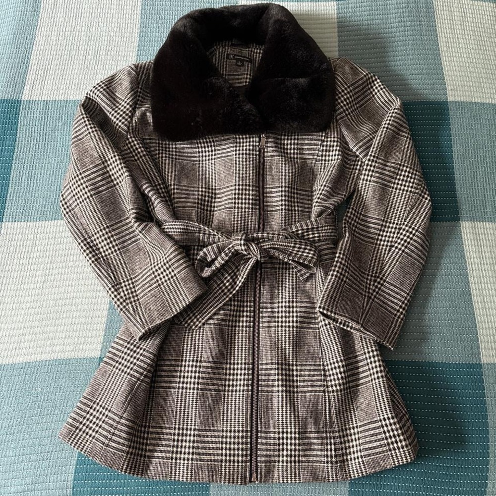 INC International Concepts belted plaid coat with faux fur collar